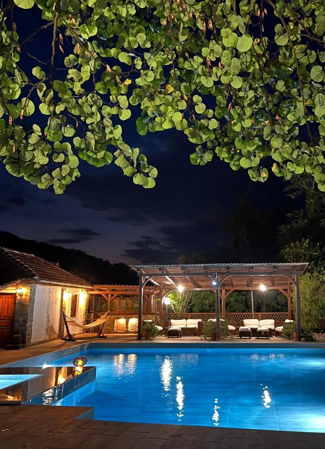 Bourazani Wild Life Resort Коница Екстериор снимка