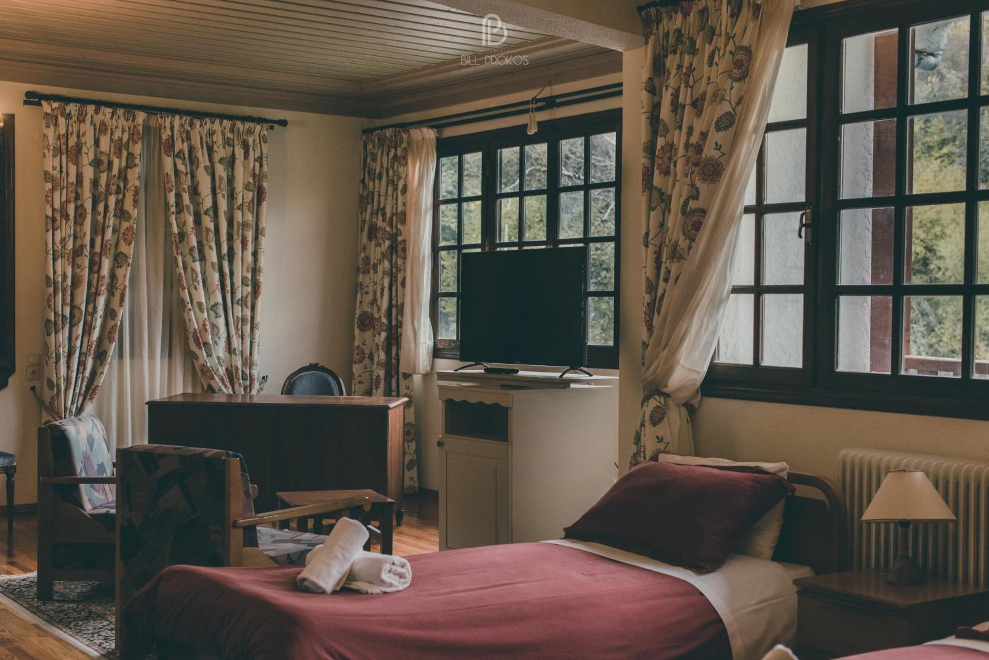 Bourazani Wild Life Resort Коница Стая снимка